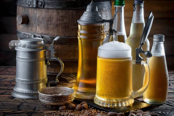 Light Beer Glass Table Composition Accessories Old Background — Stock Photo, Image