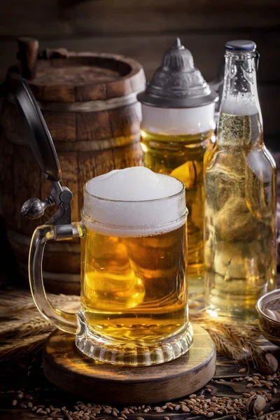 Light Beer Glass Old Background — Stock Photo, Image