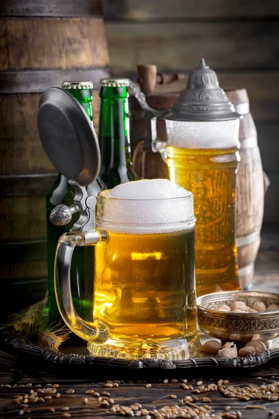Легке Пиво Склянці Столі — стокове фото