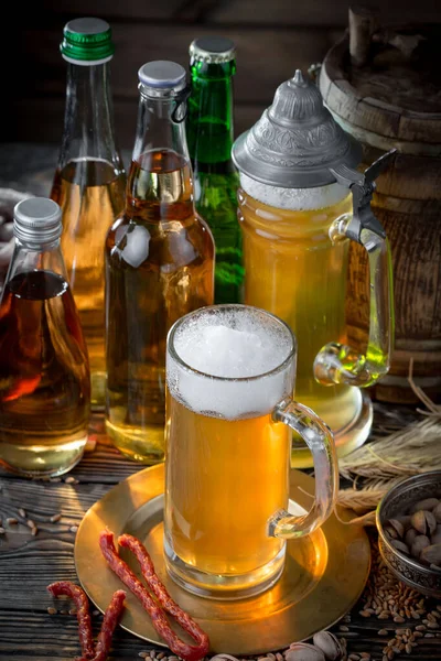 Light Beer Glass Table Composition Accessories Old Background — Stock Photo, Image