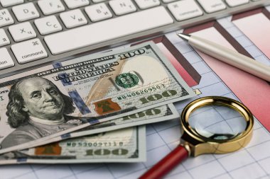 İş yönetimi için ofis aksesuarları.