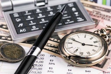 İş yönetimi için ofis aksesuarları.