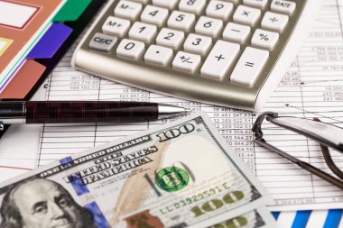 İş yönetimi için ofis aksesuarları.