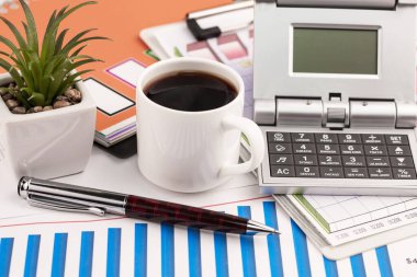 İş yönetimi için ofis aksesuarları.