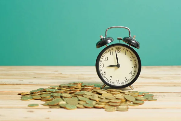 Alarm Clock with Gold Coins - Financial Wealth Concept — Stock Photo, Image