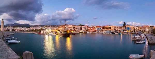 Venetiaanse Haven Panorama Met Boten Voorkant Van Restaurants Bij Zonsopgang — Stockfoto