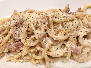 Majesteleri carbonara