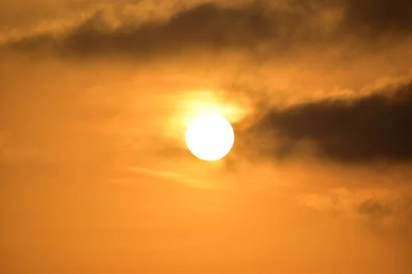 La-sol dourado — Fotografia de Stock