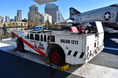 San Diego, California - ABD - Aralık 04,2016 - Uss Midway Halon 121