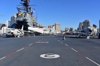 San Diego, California - ABD - Aralık 04,2016 - Midway uçak Muse