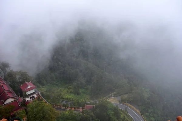 Genting Highlands, Malasia - 2 de noviembre de 2017: Niebla en Genting — Foto de Stock