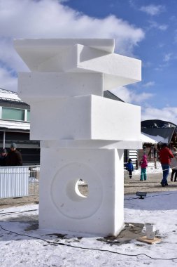 Breckenridge, Colorado, ABD: 28 Ocak 2018: 360/90 kar heykel takım Coloroda tarafından