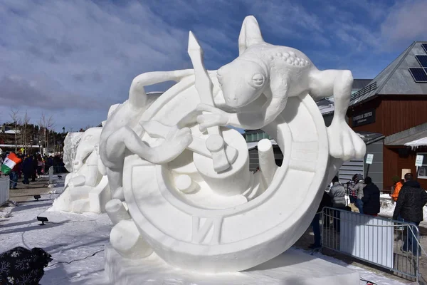 Breckenridge, Colorado, USA: Jan 28, 2018: Time Snow Sculpture Competition by Team Mongolia — Stock Photo, Image