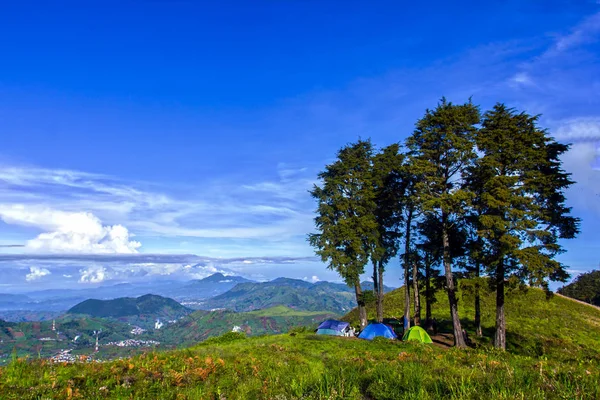 Prau mount camping — Stockfoto