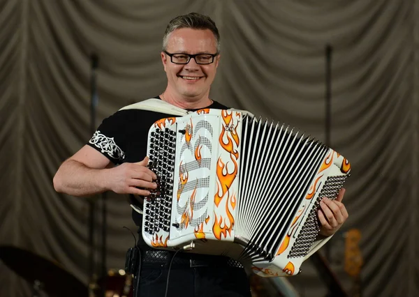 Russian musician, accordionist Sergei Voitenko. — Stock Photo, Image