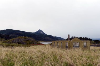  Bir bay olarak Batı kıyı, Isla Navarin aşırı güney Şili'deki Murray kanal boyunca Bahia Wulaia olduğunu.