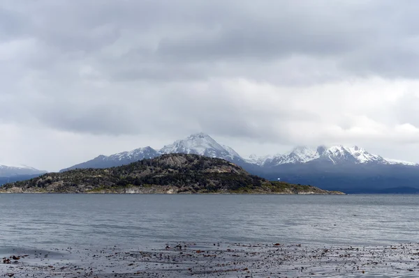 Beagle channel v národní Park Tierra del Fuego. — Stock fotografie