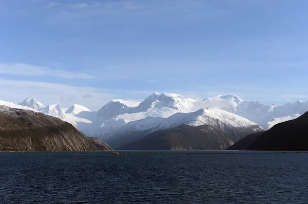 峡湾 Pia 的火地岛群岛. — 图库照片