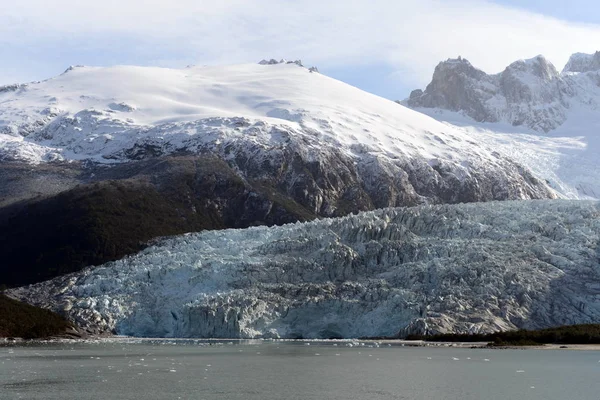 Geleira Pia no arquipélago de Tierra del Fuego . — Fotografia de Stock