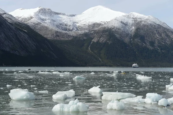 Glaciar Pia en el archipiélago de Tierra del Fuego . — Foto de Stock