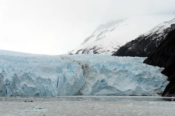 ティエラ · デル · フエゴ群島にガリバルディ氷河. — ストック写真