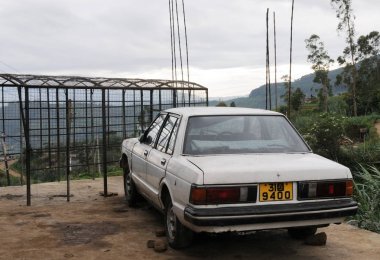 Seylan köy evinde eski araba park.