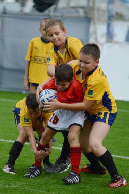  Çocuklar Rugby oynamak