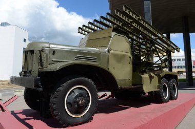  Başlatıcısı Bm-13 Zis-151 savunma Moskova Müzesi temelinde 