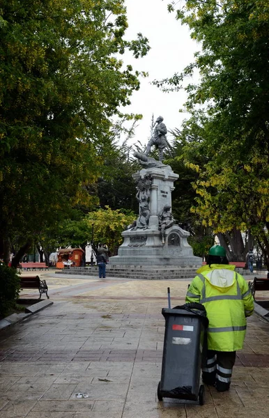 Monumento a Fernando Magallanes en Punta Arenas . —  Fotos de Stock