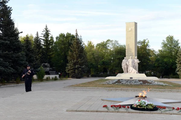 El memorial a los Defensores de la Patria en Kamensk-Shakhtinsky . — Foto de Stock