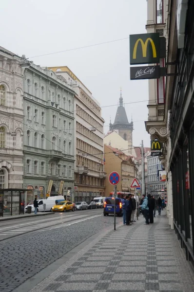 Прага - город и столица Чешской Республики является традиционным европейским культурным центром. . — стоковое фото
