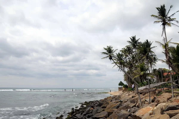 Pláže Indického oceánu na ostrově Srí Lanka. — Stock fotografie