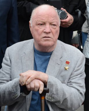  Pilot-kozmonot Igor Volk Sovyetler Birliği kahramanı.