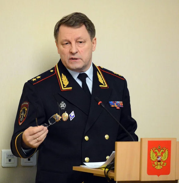 O chefe de segurança de tráfego do Ministério de Assuntos internos da Rússia o General-o Tenente de polícia Victor Nilov . — Fotografia de Stock