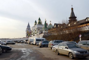  Kültürel-eğlence kompleksi 