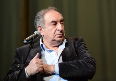  İyi bilinen Rus hicivci, yazar ve mizahçı Yefim Smolin.