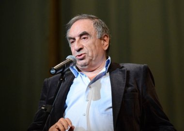  İyi bilinen Rus hicivci, yazar ve mizahçı Yefim Smolin.