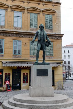  Avusturyalı yazar, komik aktör, Opera sanatçısı Johann Nestroy anıt.