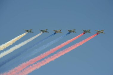  Bir grup saldırı uçak Sukhoi Su-25 Grach (Nato rapor ismi: 