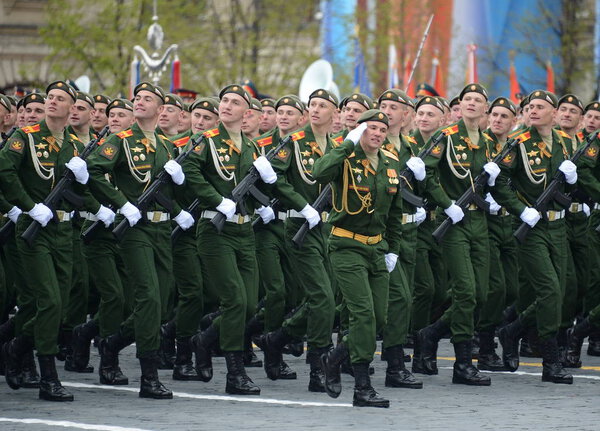  Cadets of the military Academy of logistics behalf of the army General A.V. khruleva on the parade dedicated to the Victory Day.