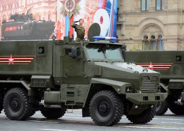   Zafer Bayramı (İkinci Dünya Savaşı) 72th yıldönümü kutlaması. Mayın dayanıklı pusu korumalı (Mrap) zırhlı araçlar tayfun-U.