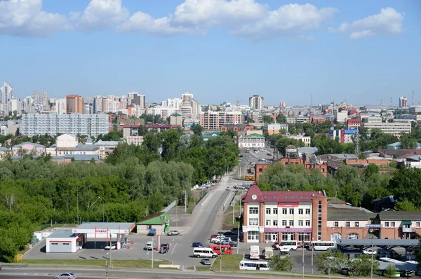  Barnaul şehir dağlık bölümünden görünümünü.