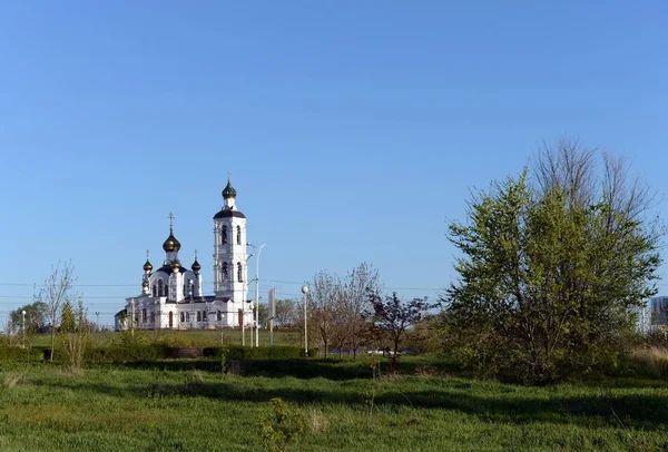 Kostel Nejsvětější Trojice svaté Ilinsk farnosti ruské pravoslavné církve v Volgodonsk. — Stock fotografie