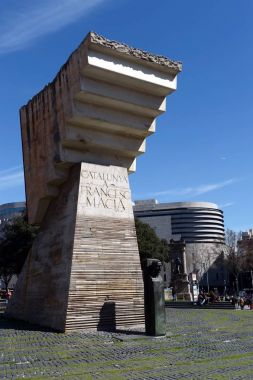   Placa de Catalunya 'daki Francesc Macia Anıtı.