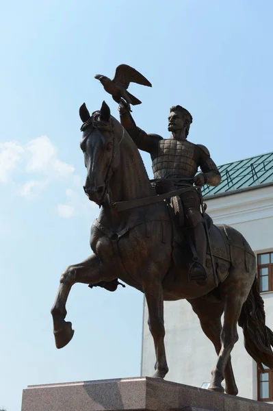 Pomnik wielkiego księcia Litwy, Olgerd w Witebsku. — Zdjęcie stockowe