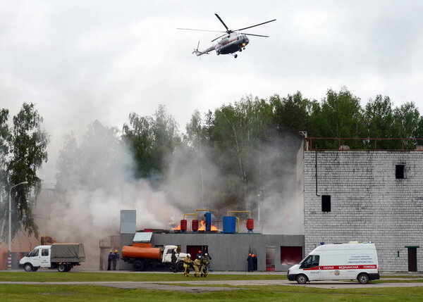  Fire extinguishing at the training ground of the Noginsk rescue center of the Ministry of Emergency Situations during the International Salon "Integrated Security-2017"