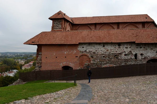 Los edificios supervivientes del Castillo de Vilna Superior (1419) en Vilna. Monumento arquitectónico . — Foto de Stock