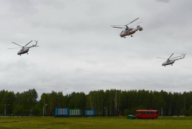  Kurtarma helikopteri Emercom Rusya Noginsk aralığı kurtarma Merkezi'nde uluslararası Salon 