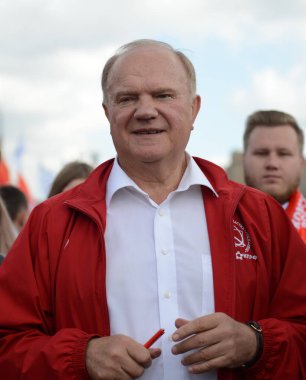  Komünist Parti lideri Gennady Zyuganov basın Festivali, Moskova.