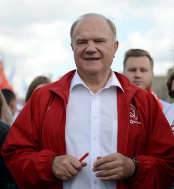  Komünist Parti lideri Gennady Zyuganov basın Festivali, Moskova. 